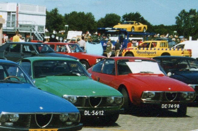 Alfa Romeo Junior Zagato 1300 1801021 and 1800515 at Assen Race Track 1998